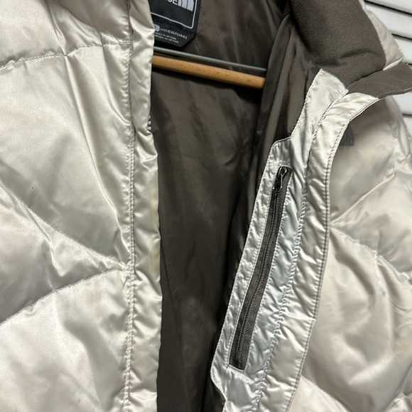 Winter jacket, women’s North Face - Picture 4 of 5